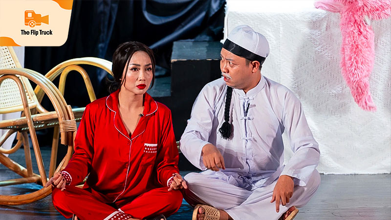 Ốc Thanh Vân: Nữ nghệ sĩ đa tài và hành trình hơn 20 năm tỏa sáng trên màn ảnh 2 Ốc Thanh Vân trong một vai diễn quen thuộc