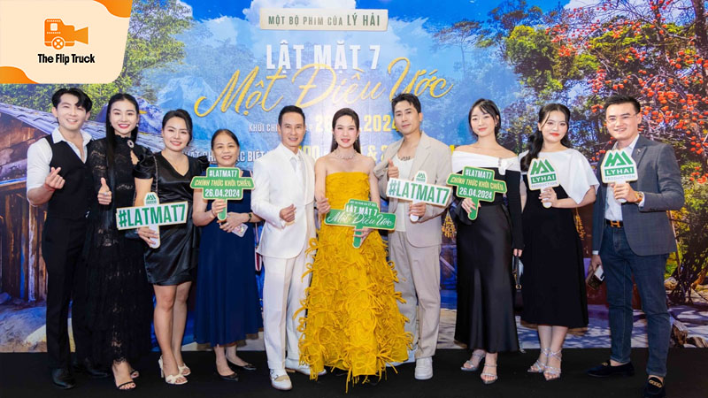 Ammy Minh Khuê: Ngôi Sao Sáng Trên Màn Ảnh Với 'Lật Mặt 7' 6 Buổi Ra Mặt Phim Lật Mặt 7 - Một Điều Ước Thành công tốt đẹp